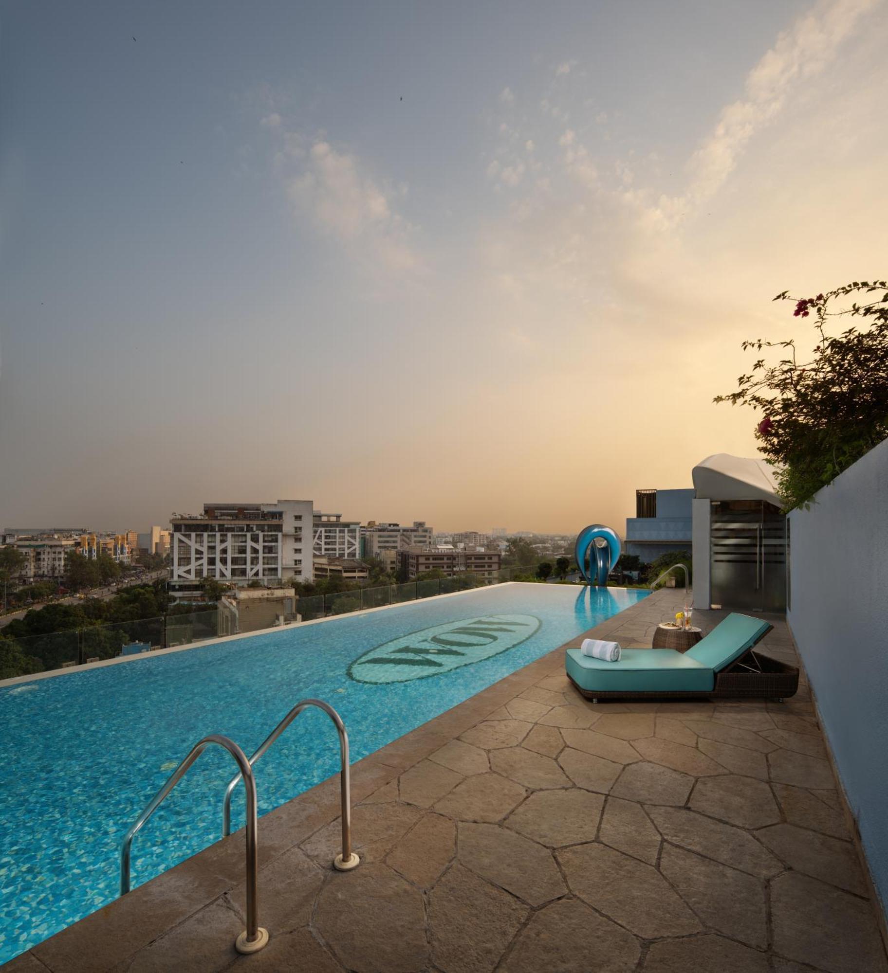 Wow Crest, Indore - Ihcl Seleqtions Esterno foto